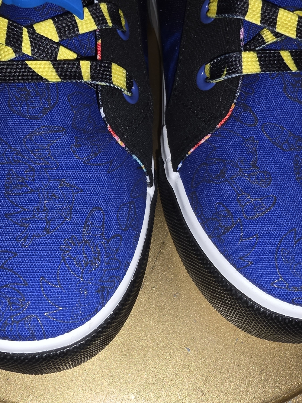 Blue Galaxy High-Top Sneakers with Character Sonic Accent Fits Woman's 7.5 / 8 - Picture 4 of 10